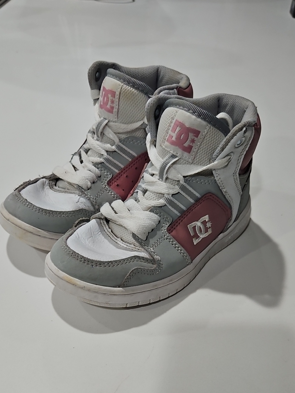 DC Skate High-Top Sneakers in Gray and Pink Sz 1. Euc